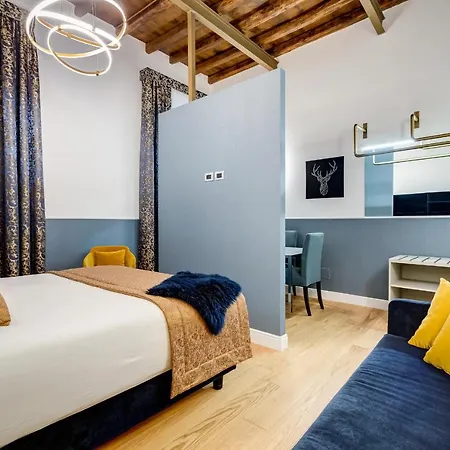 Glamour - Spanish Steps Apartment Rom