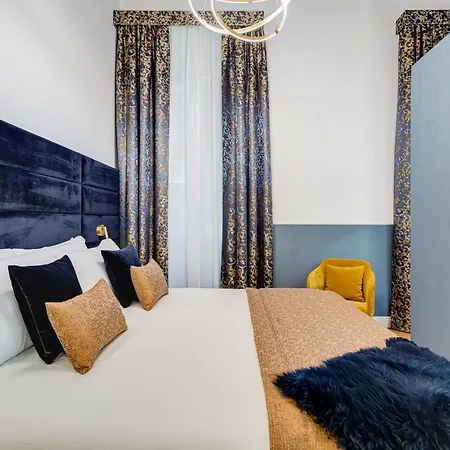 Glamour - Spanish Steps *