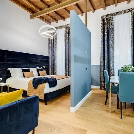 Glamour - Spanish Steps Apartment