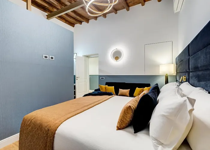 Glamour - Spanish Steps Apartment