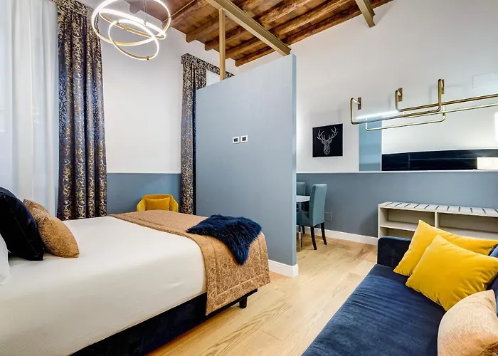 Glamour - Spanish Steps Apartment Rom